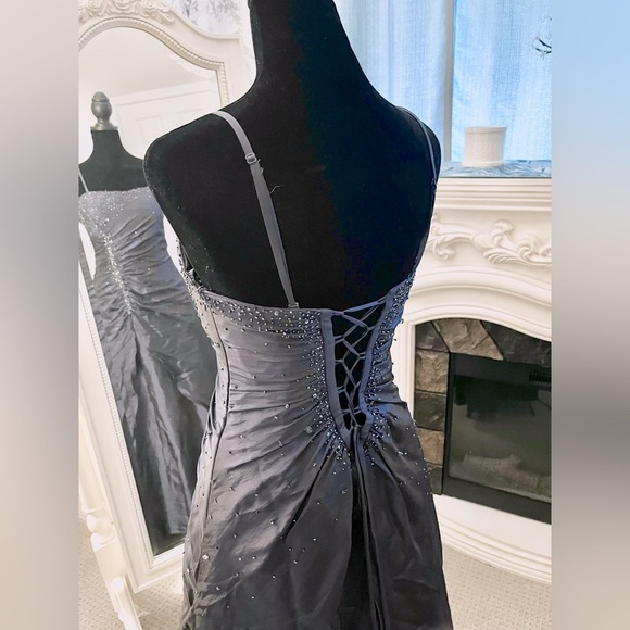 Yves Calin Dark Blue Evening/ Prom Dress/ Gown - Picture 5 of 8